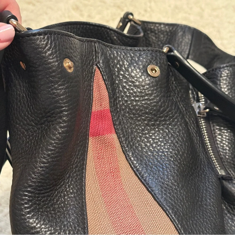 Burberry Maidstone Medium Tote Bag in Leather and House Check Canvas - Picture 7 of 12